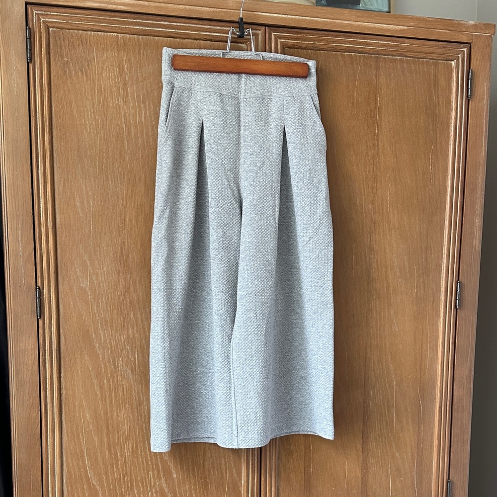 Lululemon Athletica Women's Gray Wide-Leg Pants